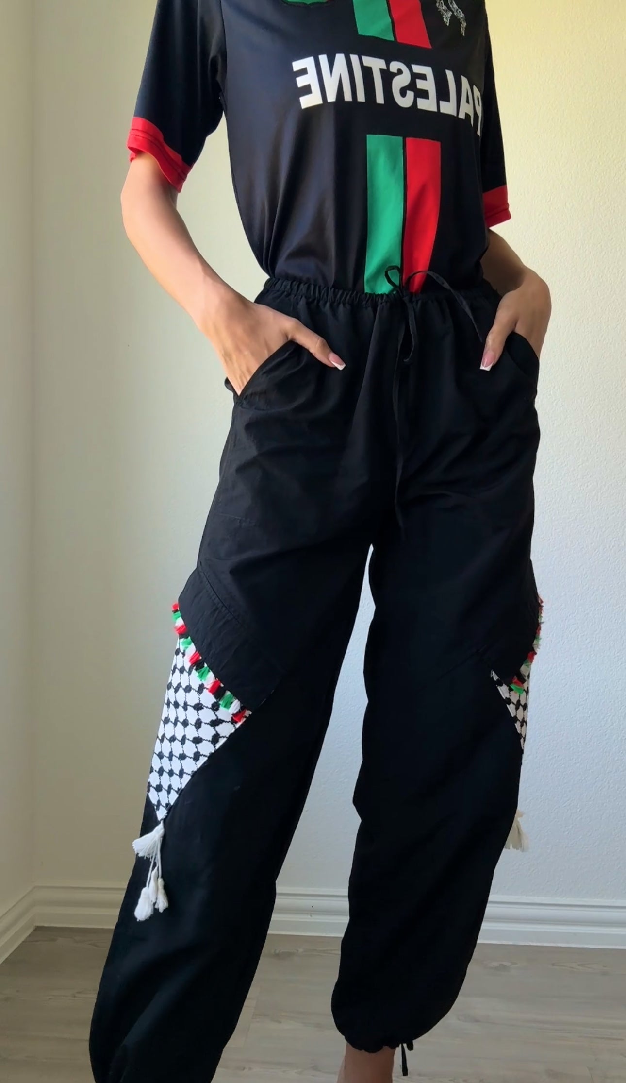 Kuffiyeh Cargo