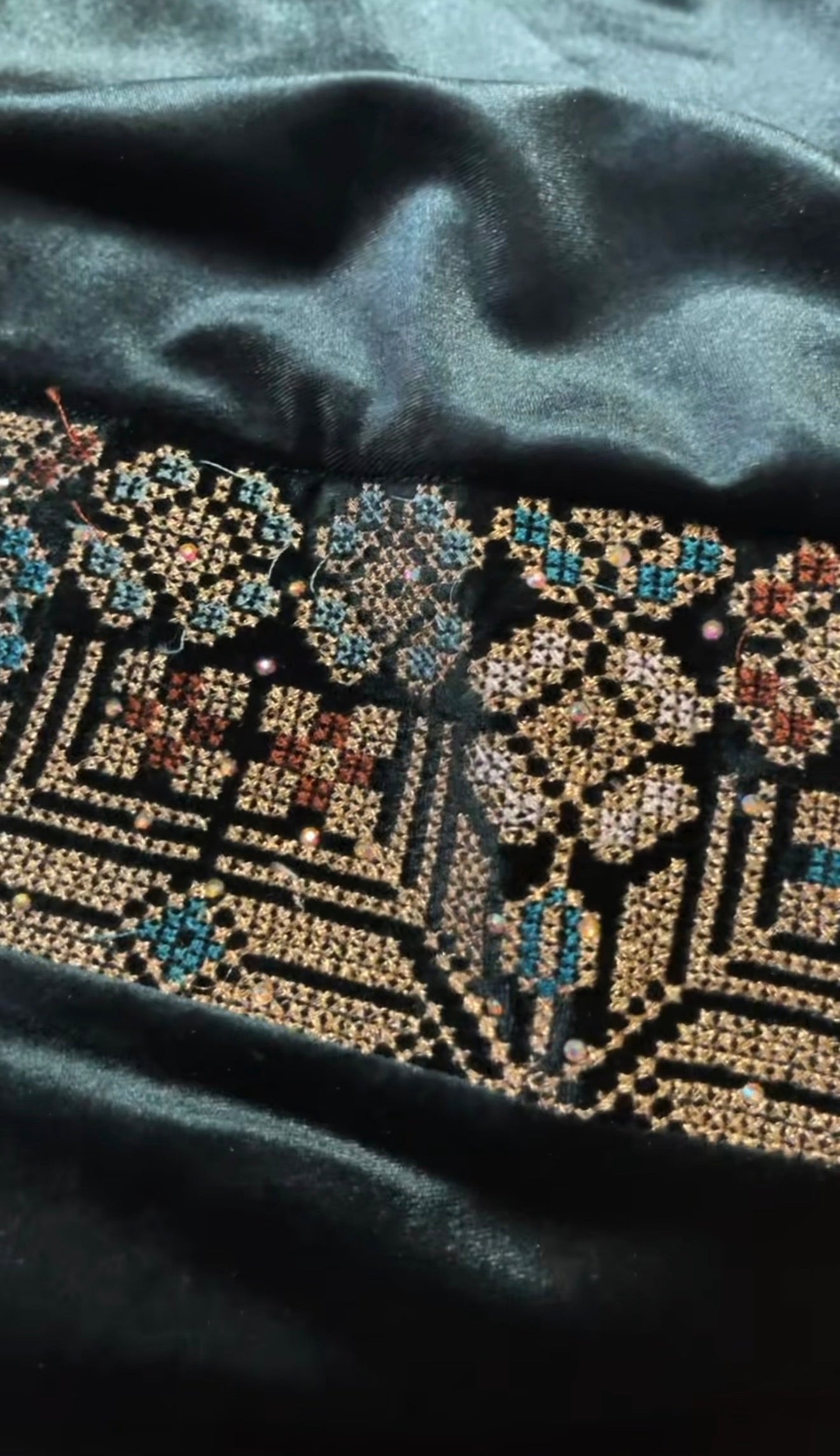 NEW Tatreez Lounge Set!